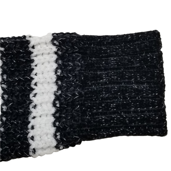 FOREVER 21 Hooded Sweater Juniors 13/14 Black White Striped New - Picture 13 of 16